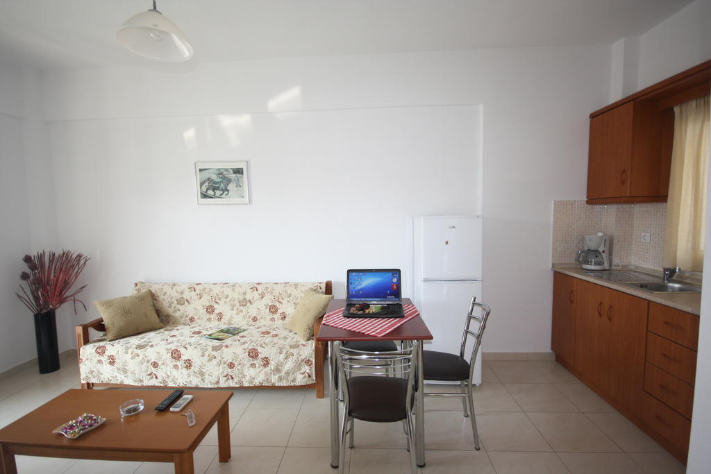 Pavloudis Apartments Psakoudia Habitación foto
